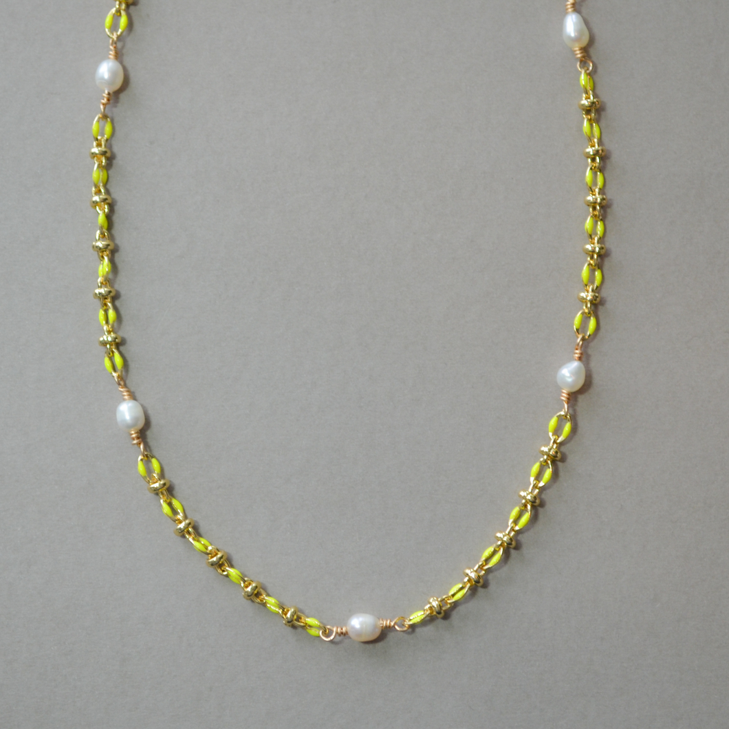 COLLETTE | YELLOW | 14K GOLD-FILLED ENAMEL &  FRESHWATER PEARL NECKLACE